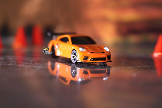 Zdalnie sterowany samochód wyścigowy 1:43 4WD